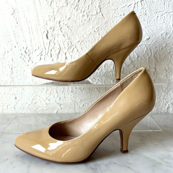 Vince Camuto Vickiy Beige Patent Leather Pumps Heels - Women's Size 6B - Picture 2 of 10